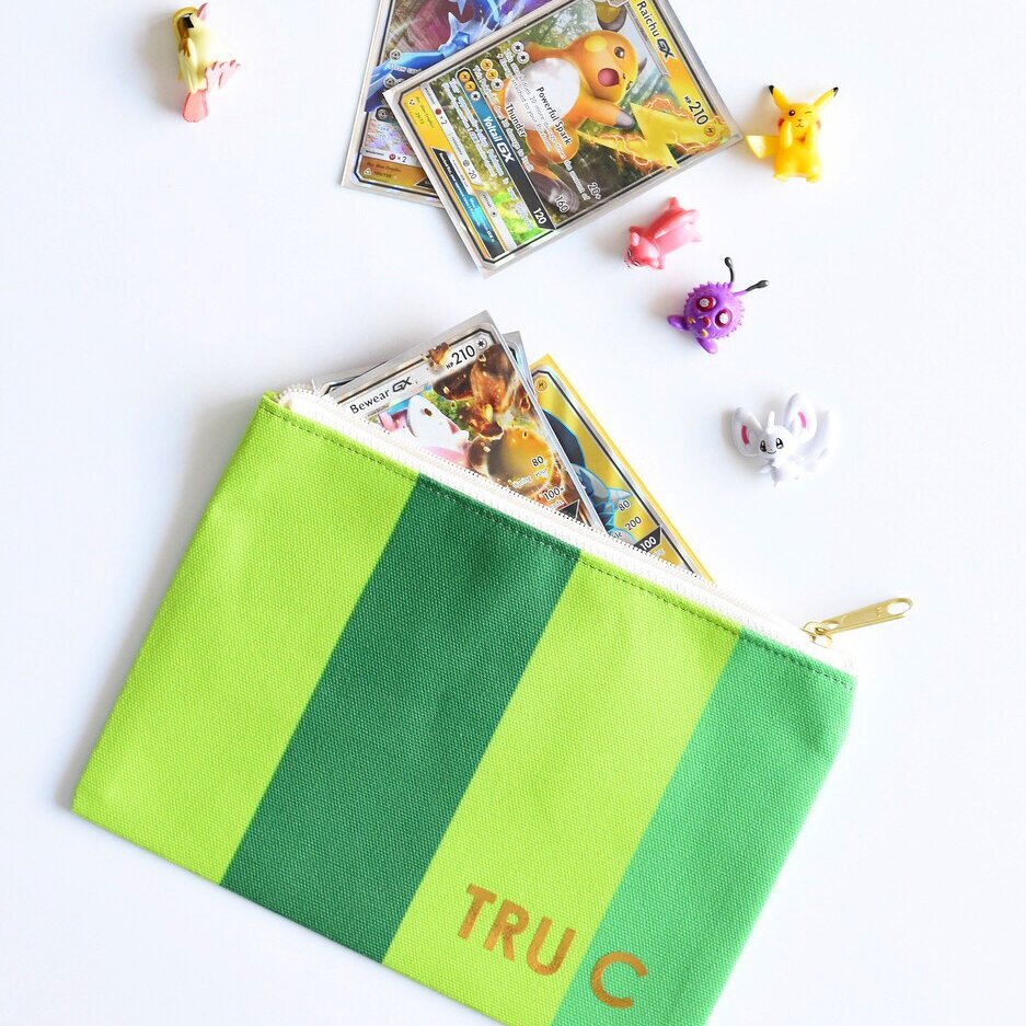 Color block pouch